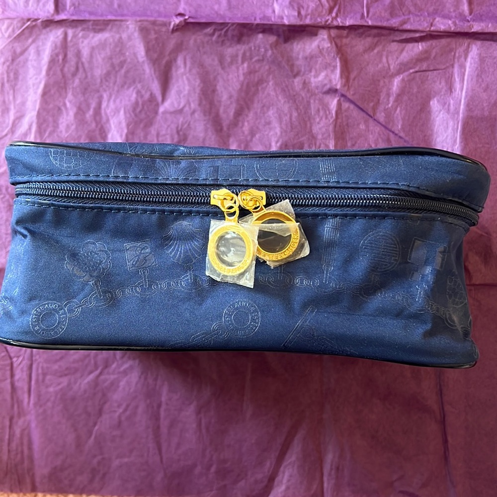Estee Lauder Travel/Makeup Bag ✨